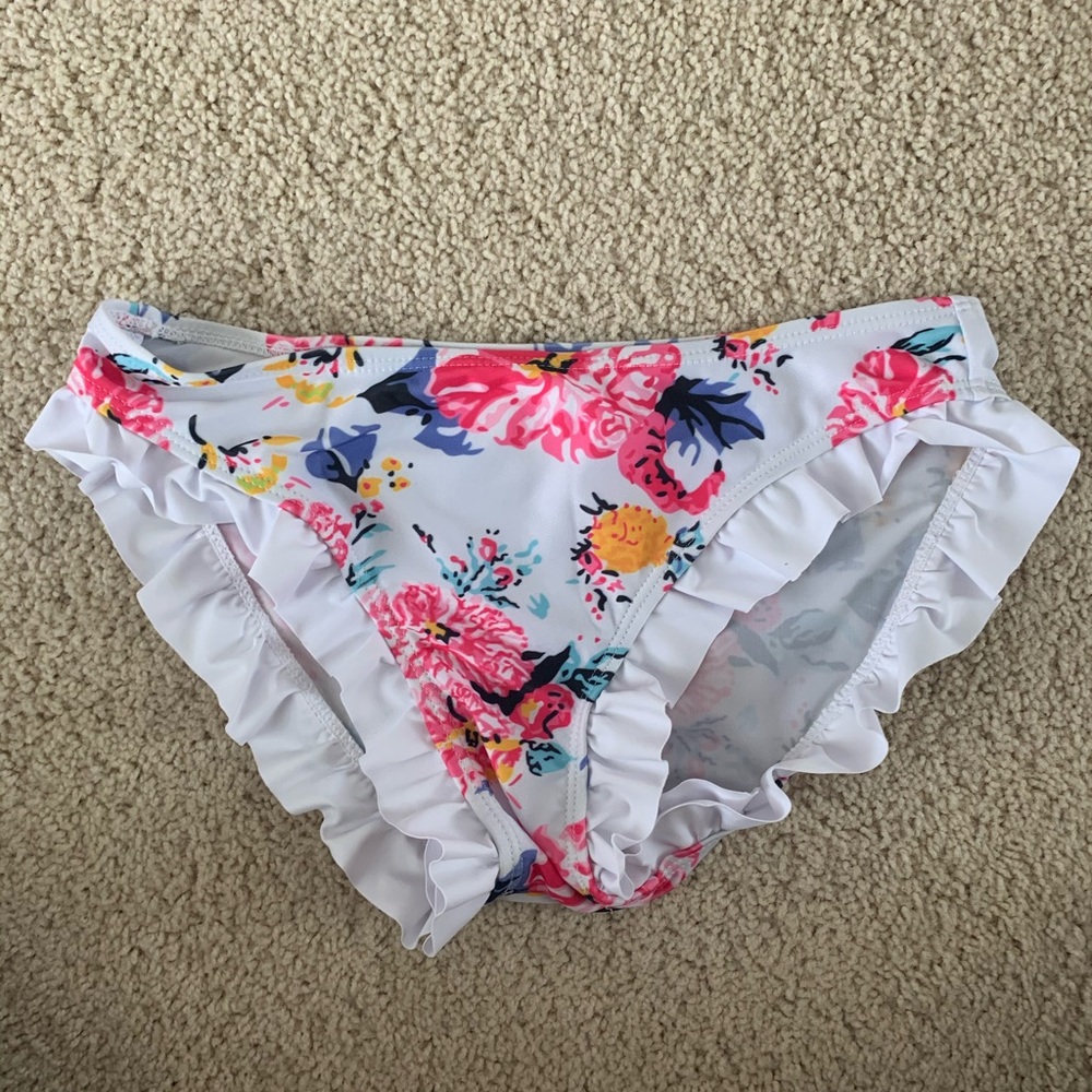 Target Bikini - Picture 2 of 3